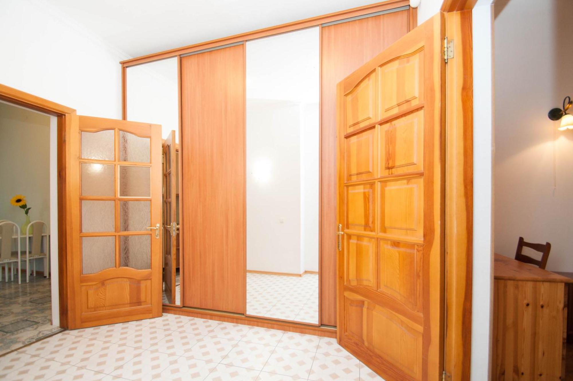 Central Apartments Kiev Luaran gambar