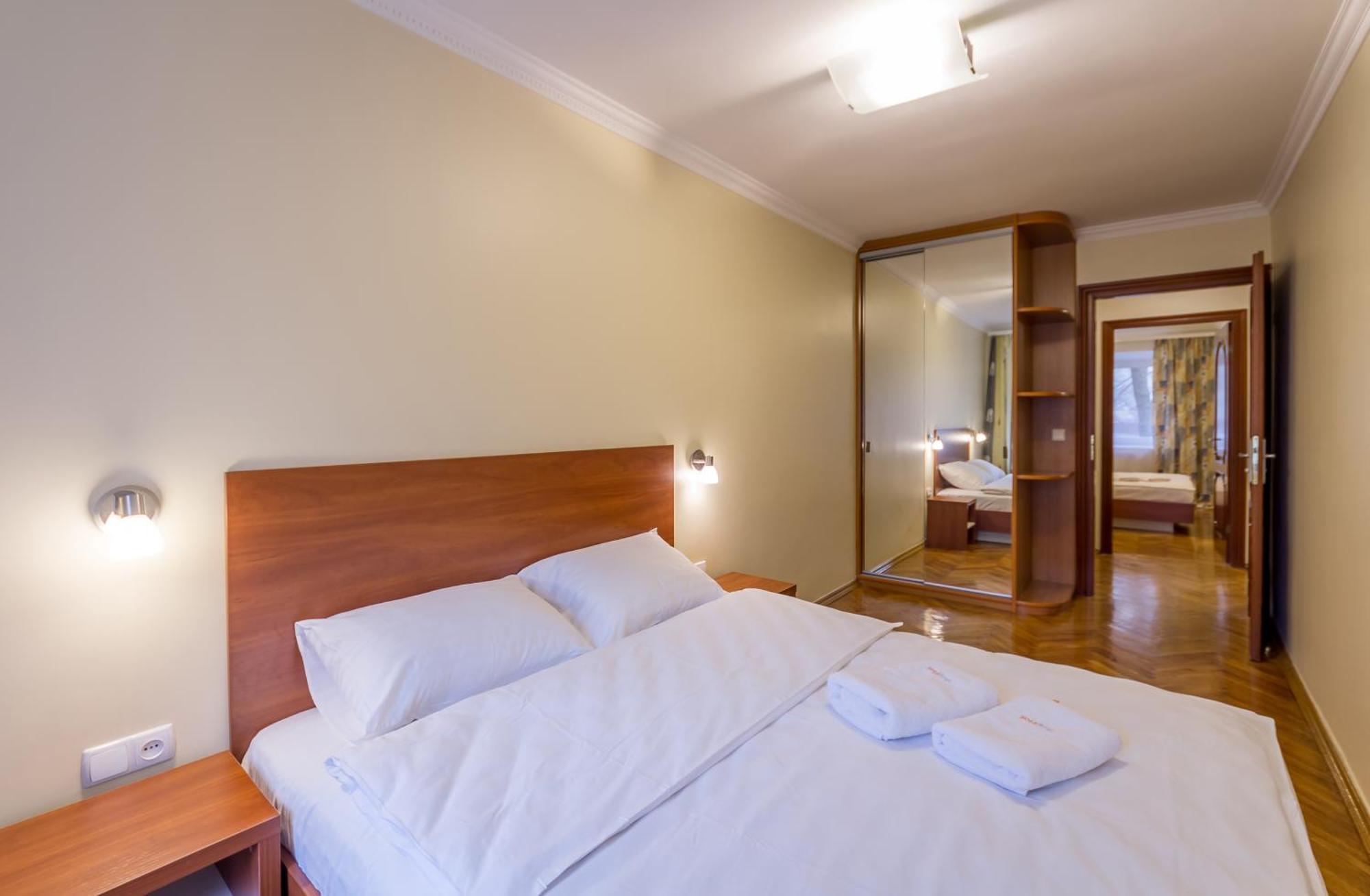 Central Apartments Kiev Luaran gambar