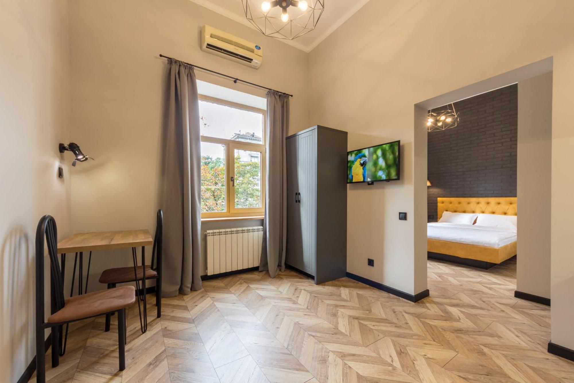 Central Apartments Kiev Luaran gambar