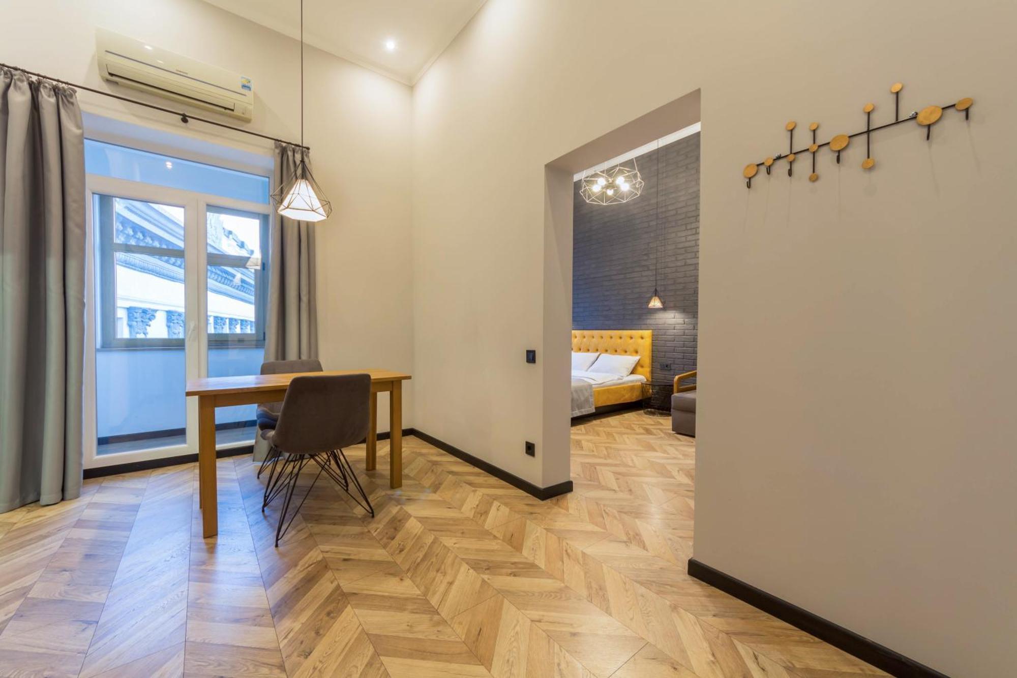 Central Apartments Kiev Luaran gambar